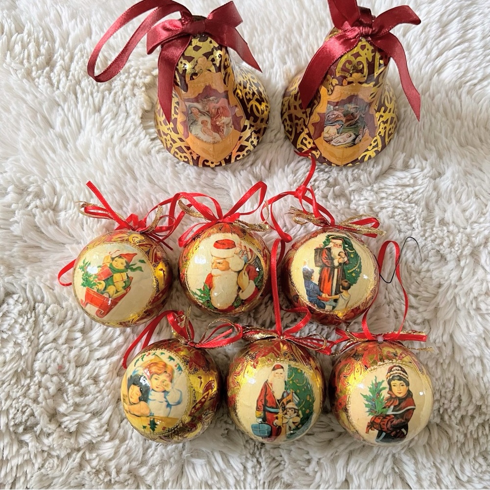 Heirloom Vintage Set of Christmas Ornaments